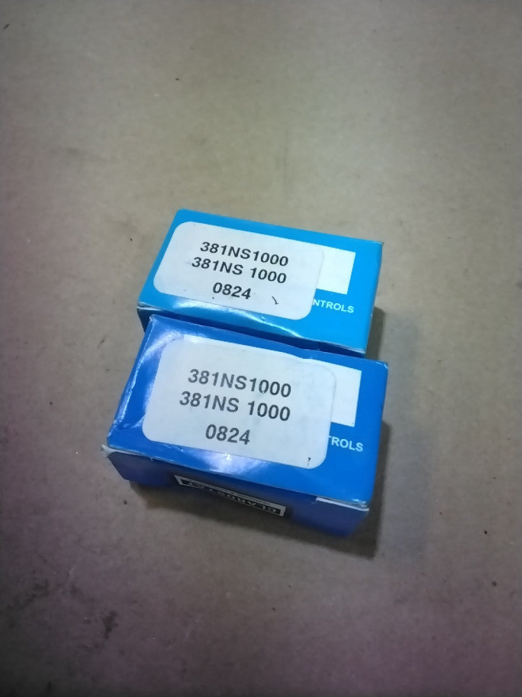 Clarostat Sensor 381NS 1000, Lot Of 2