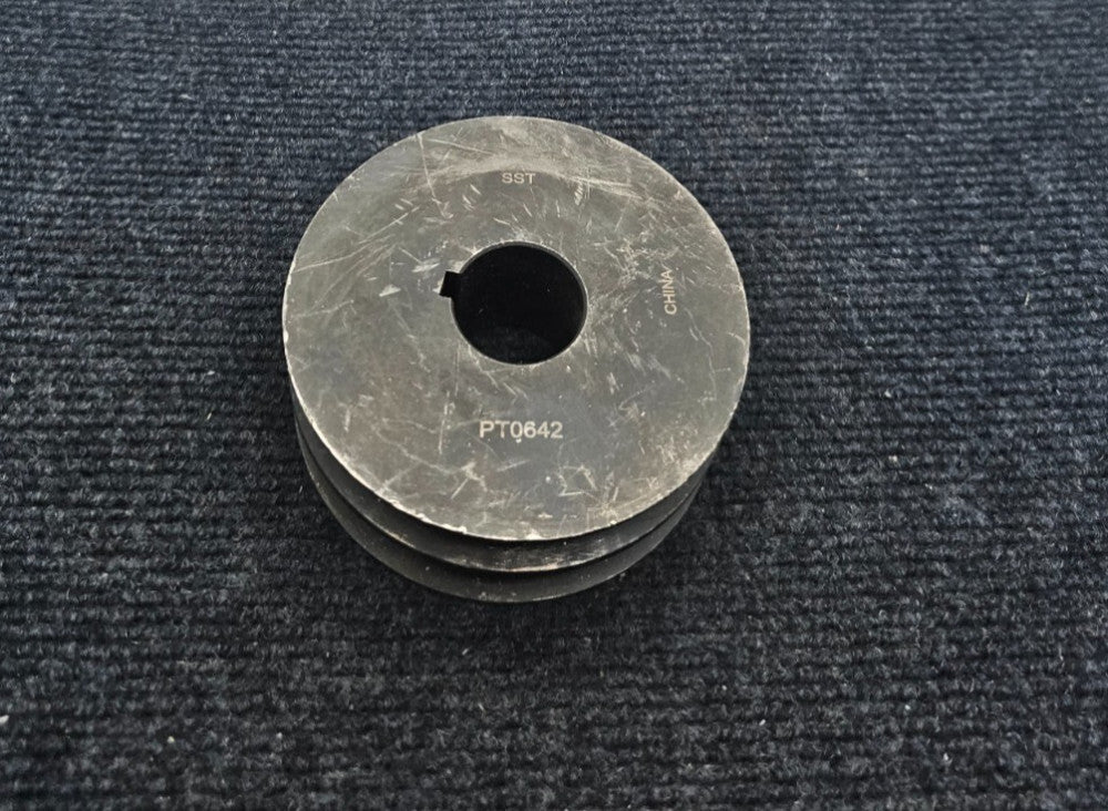 SST PTO 0642: Groove Sheave Pulley Black