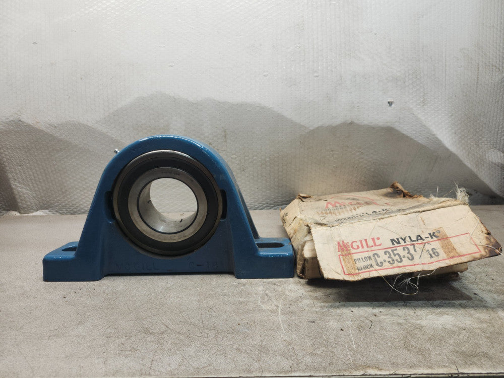 NEW IN BOX MCGILL PILLOW BLOCK BEARING UNIT  C-35-3-3/26''