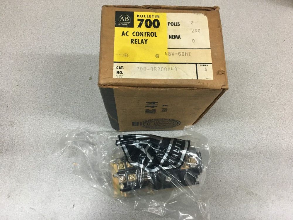 NEW IN BOX ALLEN BRADLEY RELAY 700-BR200A48 SERIES A