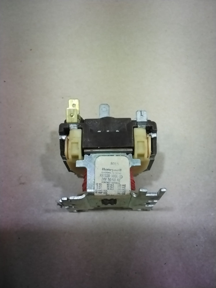 Honeywell R8222D General Purpose Relay 15 Amp 24 Volt