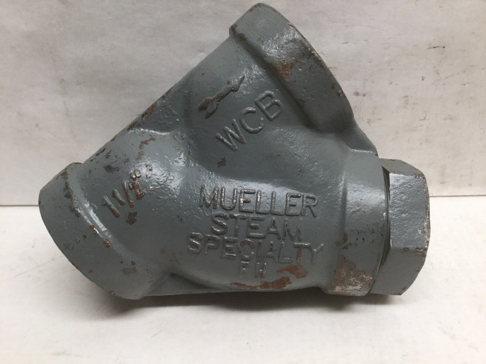 MUELLER Steam Specialty 1 1/2” Y Strainer Cast Carbon Steel FNPT x FNPT 600 SWP