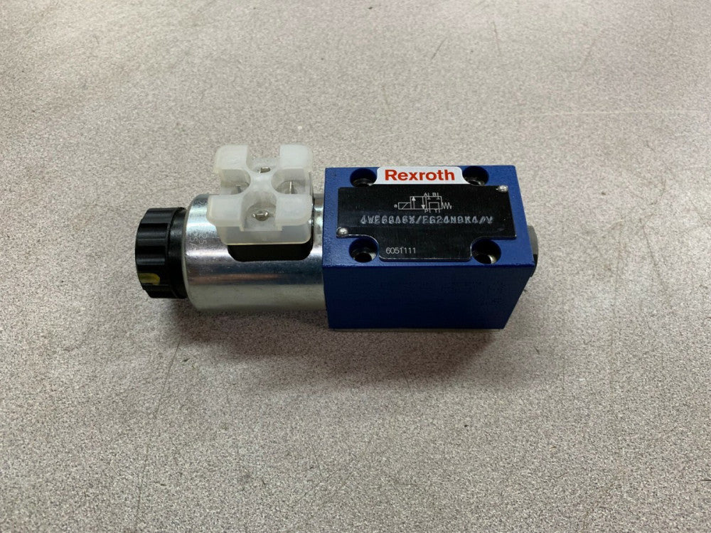 NEW NO BOX HYDRAULIC CONTROL VALVE 4WE6GA6X/EG24N9K4/V
