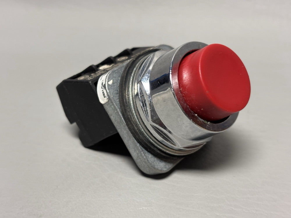 SIEMENS RED PUSHBUTTON OPERATOR RED CAP 52PA8B2