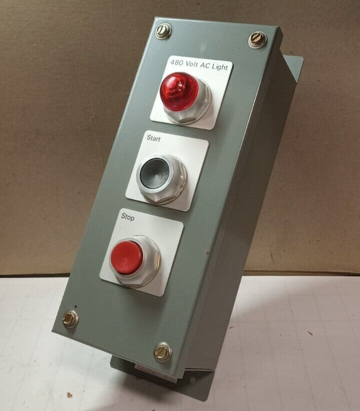 NEW WESTINGHOUSE OILTIGHT 3-UNIT PB CONTROL STATION 480V PILOT PB1ES33U2CA