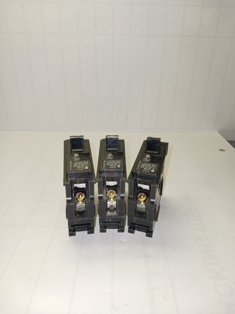 LOT 0F 3) SIEMENS 15 AMP CIRCUIT BREAKER BOLT ON 120/240 VAC B115