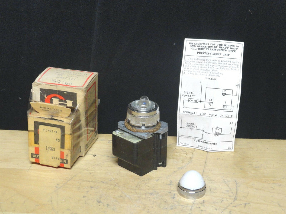 CUTLER-HAMMER - TRANSLUCENT PRESTEST LIGHT w/ WHITE LENS - MODEL 10250T221 - NEW