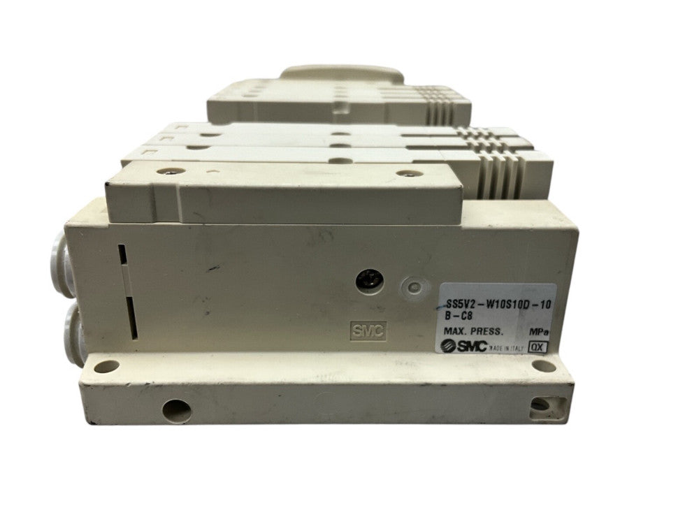 SMC SS5V2-W10S10D-10-B-C8 Pneumatic Valve Manifold