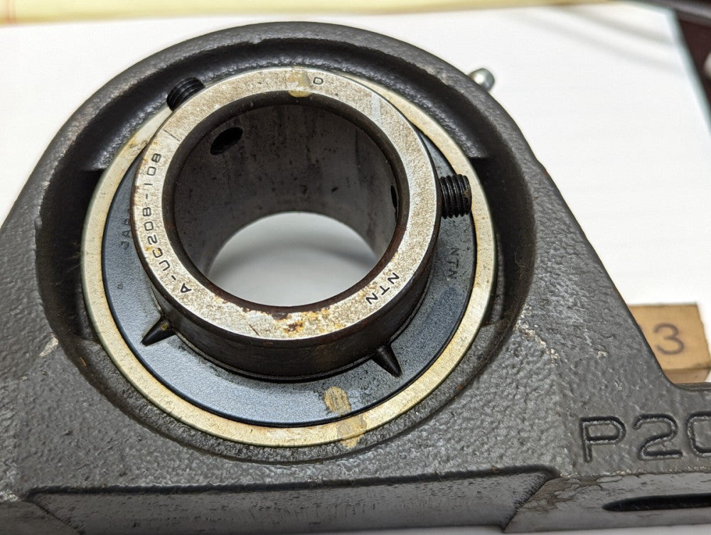 NTN PILLOW BLOCK BALL BEARING UELP-1.1/2M 1-1/2" BORE MOUNTED [B6S3]