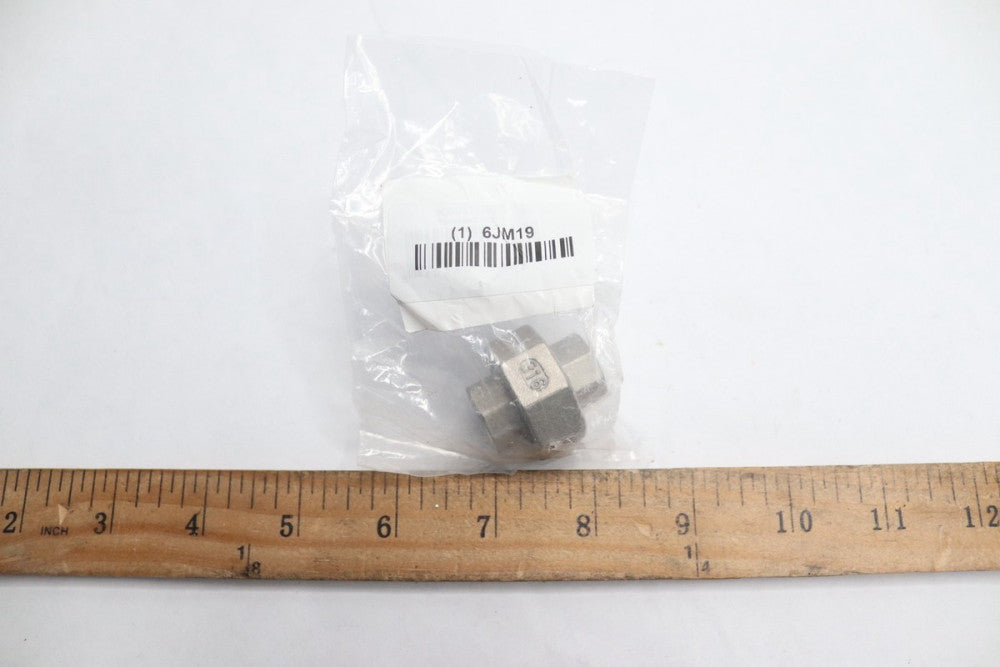Union Pipe Fitting 316 Stainless Steel 1/4" FNPT x FNPT 6JM19