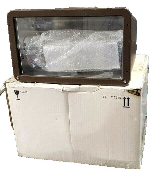 NEW SIMKAR FLOODLIGHT 480 VAC 175 MH  FBD4417-5