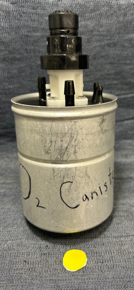 INVACARE 02 CANISTER  4-1/8" X 3-1/2"  W/UNBRANDED REGULATOR