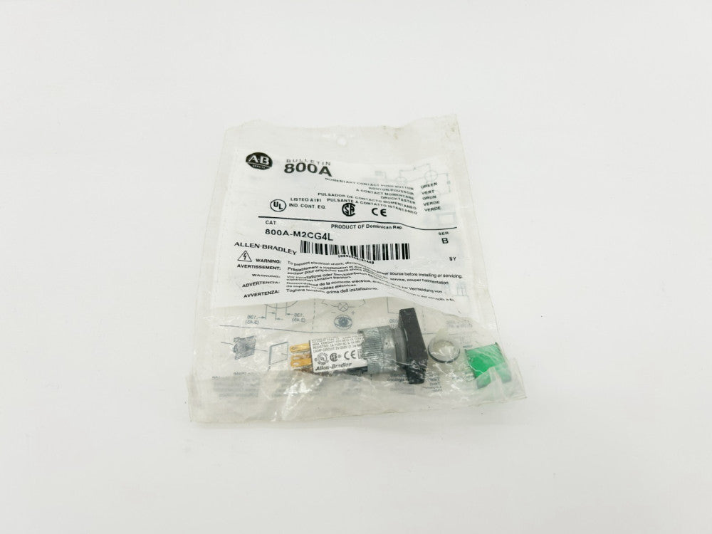 New Allen Bradley 800A-M2CG4L Ser. B Momentary Pushbutton, Green