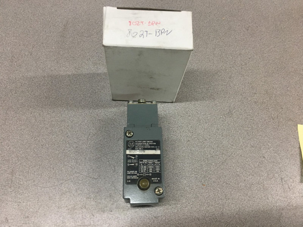 NEW NO BOX ALLEN BRADLEY LIMIT SWITCH 802T-BPN SERIES F