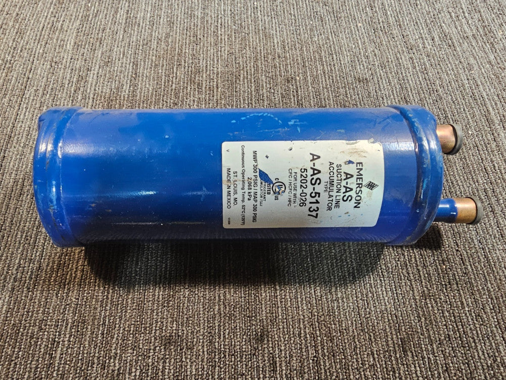 Emerson A-AS-5137 Suction Accumulator 7/8" Solder 300 psig Working Pressure