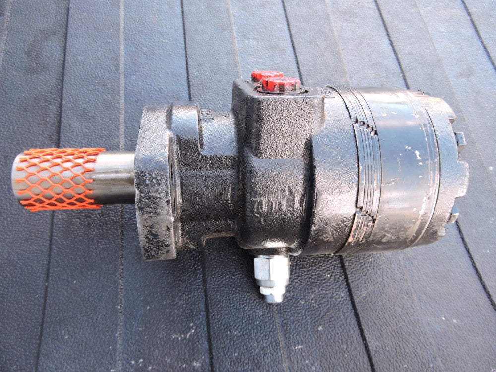Sumitomo Drive Gear Reducer CNHXS-6105Y-25 Motor: 2.24 HP, Ratio: 25 1920 INLB