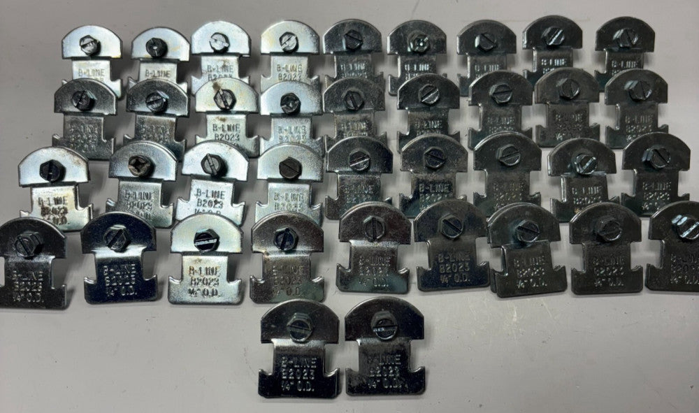 B-LINE CONDUIT/PIPE CLAMPS B2023SS4 SIZE 1/4" STAINLESS STEEL 304 LOT OF 38