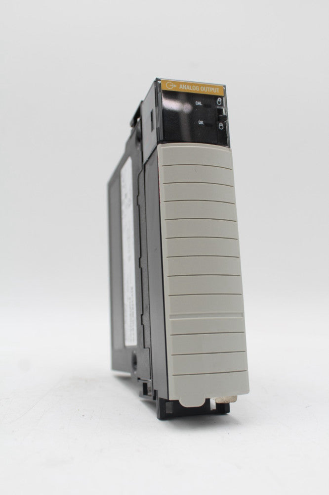 Allen-Bradley 1756-OF8 /A ControlLogix Analog Output Module