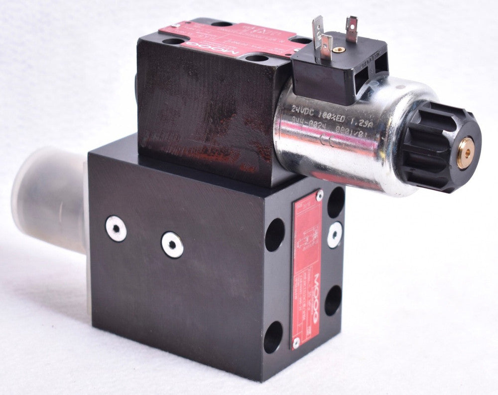 MOOG Hydraulic Valve  X820-21PA-001N01  XAB10002-000-21 HPN634919 