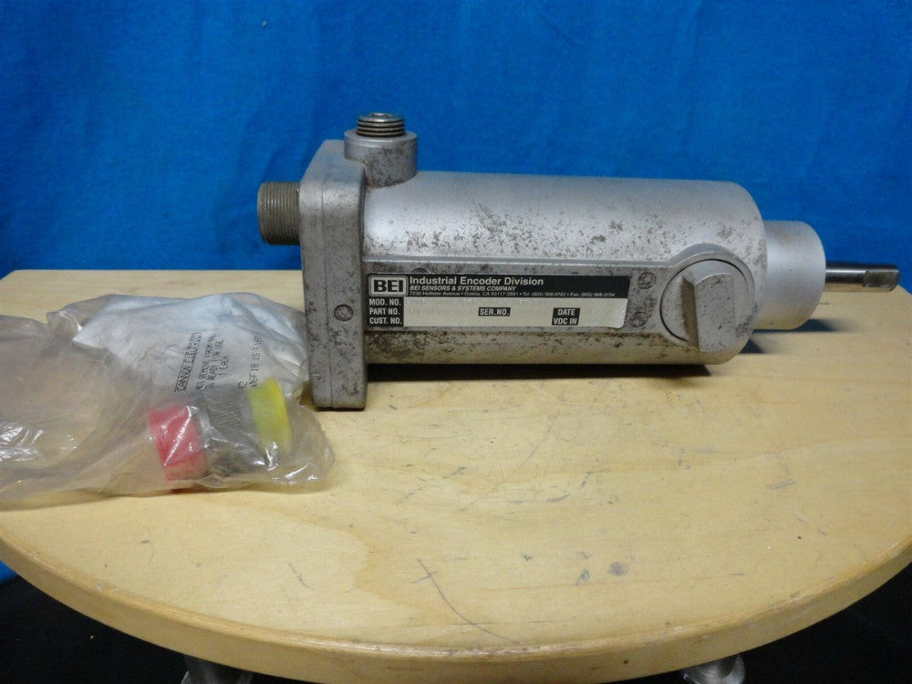 BEI ~ SHOCKPROOF ENCODER H40B-1000-ABZC ~ P/N: 924-01018-723 (NEW)