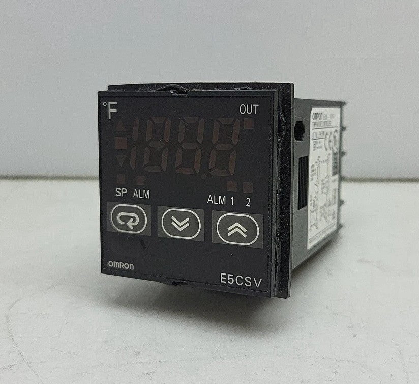 Omron E5CSV-R1T-F Temperature Controller 100-240 Vac 50/60Hz 5VA