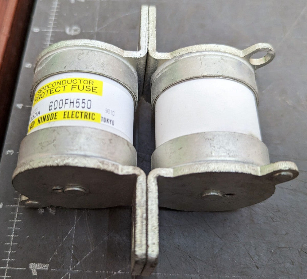 600FH-550 HINODE Fuse NEW 600 Amp 550 Volts [C9S4]