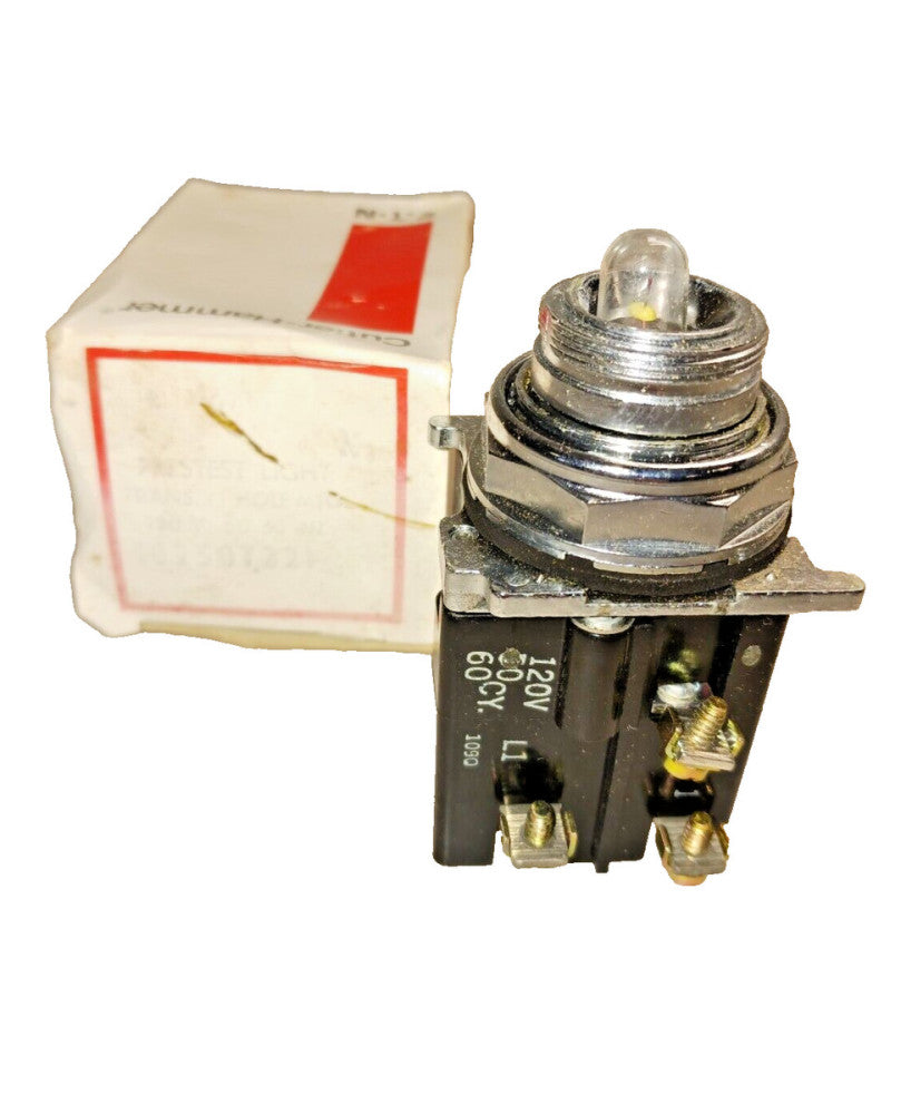 NEW CUTLER HAMMER 10250T221 PRETEST ILLUMINATED PUSH BUTTON 120 VAC