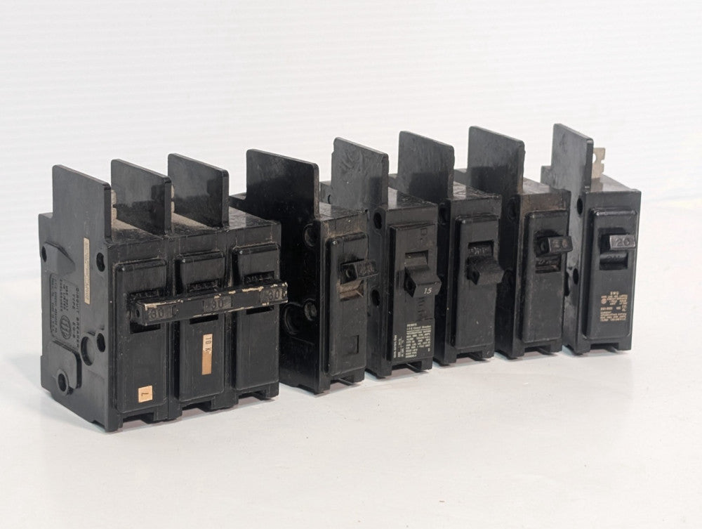 Lot of 6 I-T-E EQB/EQD circuit breakers, 1P & 3P, 15-40A, 120/240VAC as shown