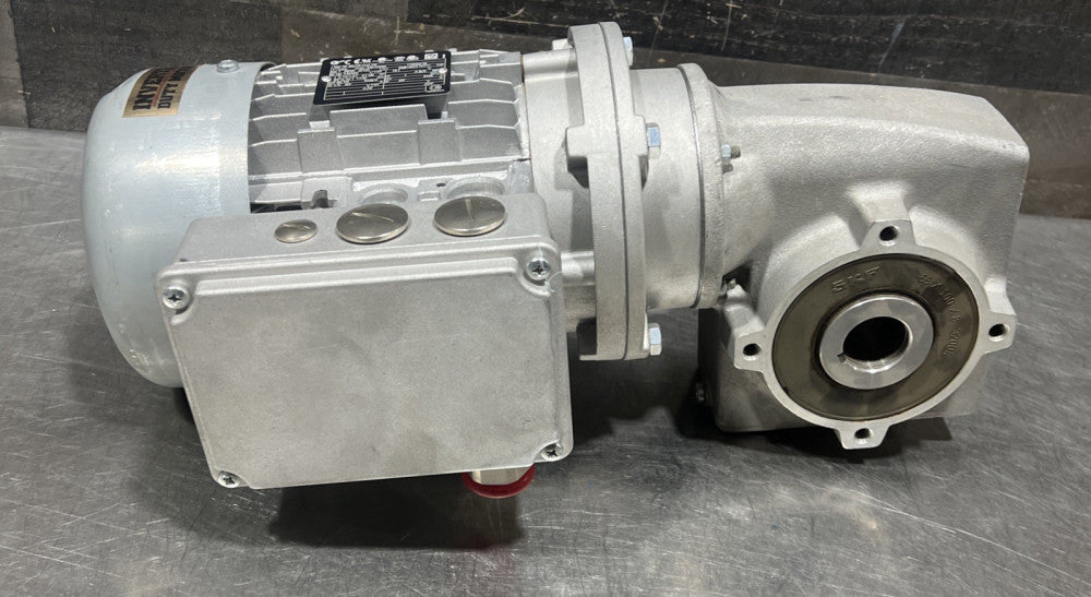 Nord Type SK 80LP/4 CUS TW Motor With Gear Box Nos Surplus