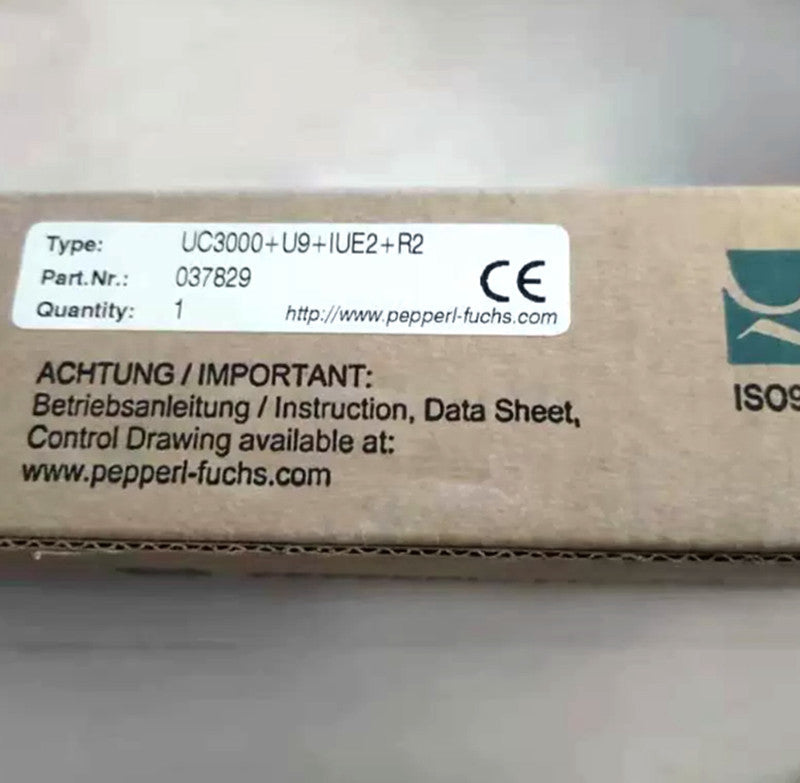 NEW PEPPERL+FUCHS UC3000-U9-IUE2-R2 037829 Ultrasonic Sensor