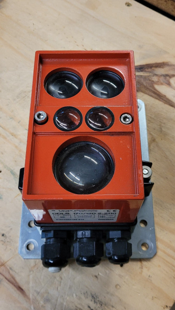 Leuze Electronic DDLS 170/120.2-2210 Photoelectric Sensor