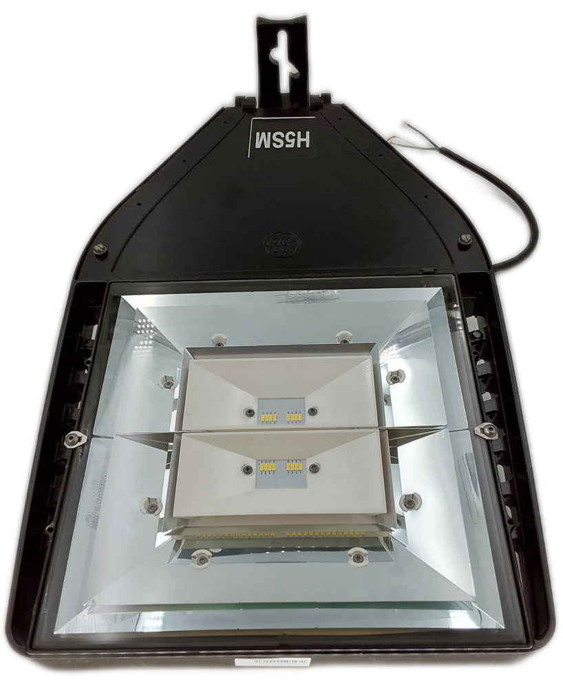 GE/Current Parking Lot Lamp Fixture, 480Volts, Open Box EALS035H5SM750NDD1BLCKF