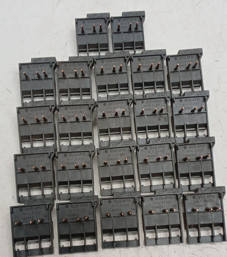 Schneider Electric GV2-AF01 TeSys GV2 Combo Block (Lot Of 22)
