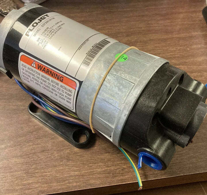 NEW FLOJET D3735E1411A On-Demand General Purpose Diaphragm Pump 1.9 GPM
