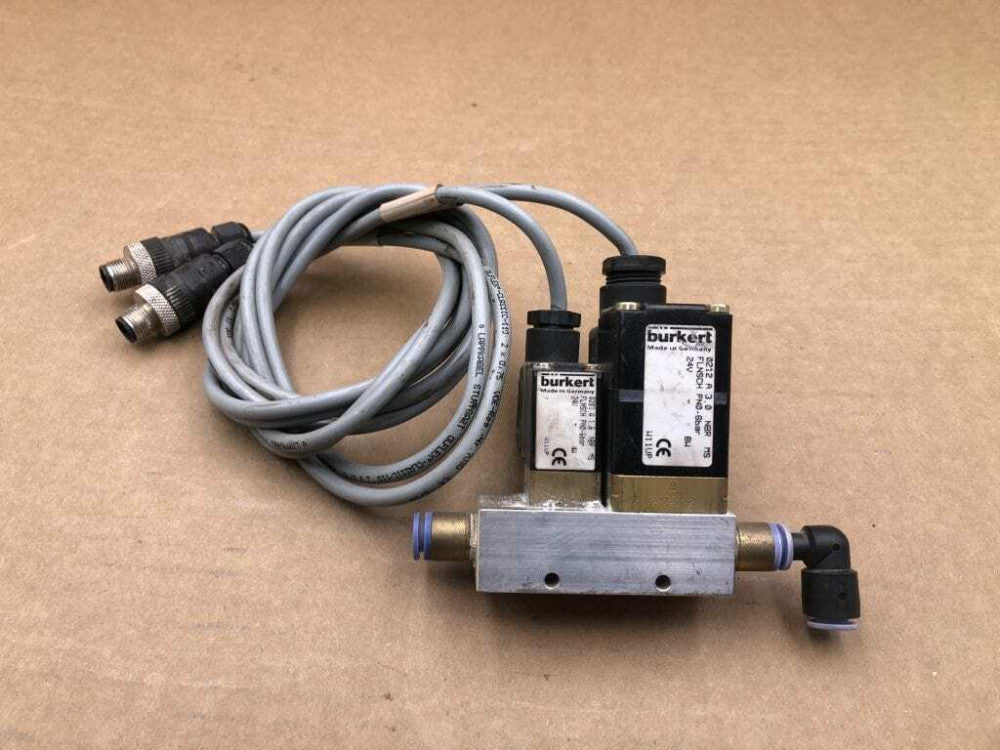 Burkert MICR-VTKL-SI Brass Valve Block Assembly w/ 0212 / 0201 Valves 0-87PSI