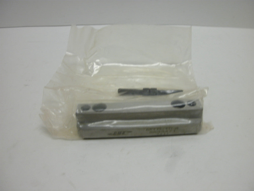 DME D-M-E MTR-10-4 RECTANGULAR TAPPERED INTERLOCK 5533471 1411 4"X 1- 1/4" NNB