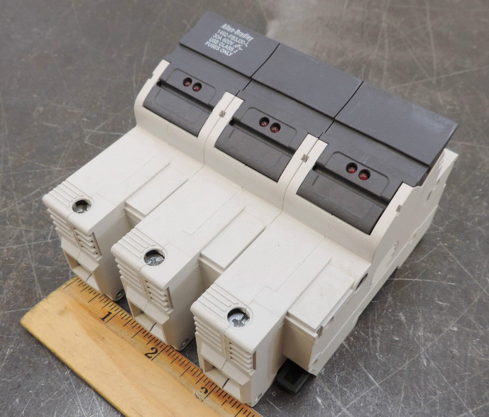 Allen-Bradley AB 1492-FB2J30-L Fuse Holder 600 Volt 30 Amp Used