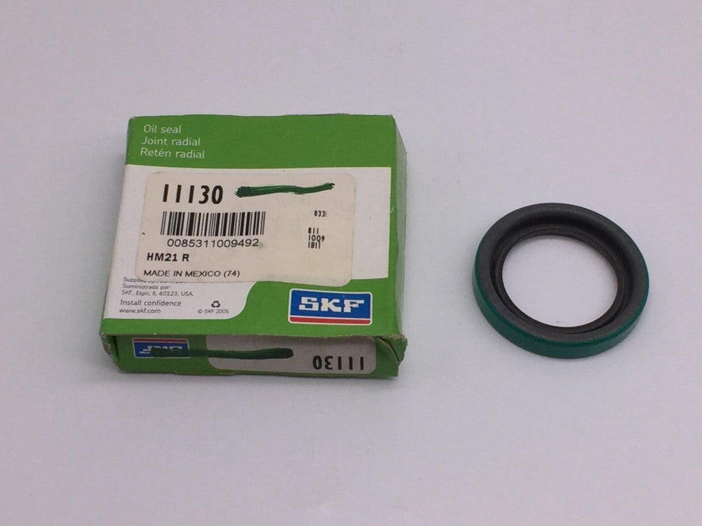 NEW SKF HM21 R Oil Seal 1-1/8 Bore Dia 
