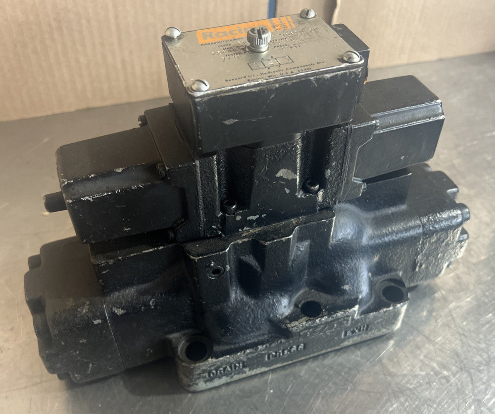 RACINE FD4 ASHS 106SD 30 HYDRAULIC DIRECTIONAL CONTROL VALVE Nos Surplus No Box