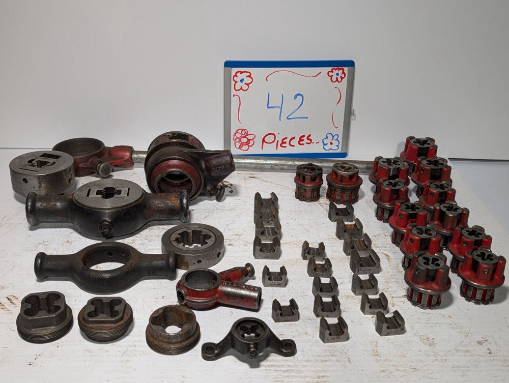 Lot of 42 Ridgid pipe threading tools and heads as pictured: 1/2-20, 9/16-12,+