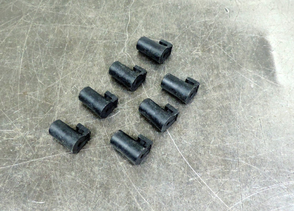 Murrplastik Systems 87141212 Split Frame 3MM Grommet Lot of (7) Seven