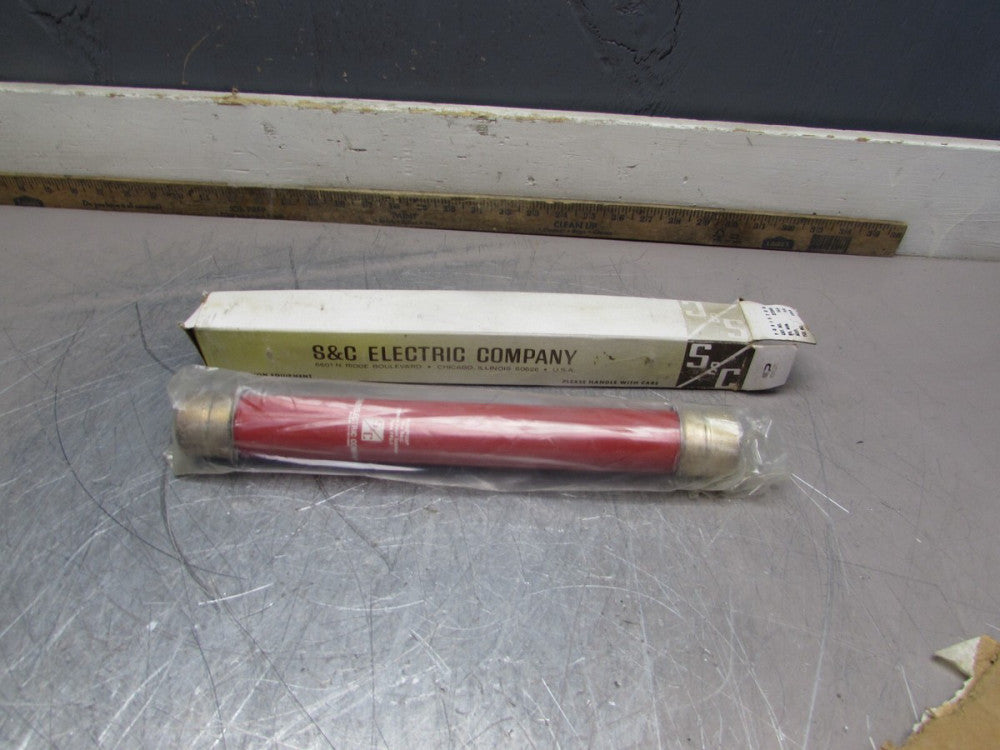 NEW! S&C ELECTRIC 272000 , FUSE FUSISTOR, 14.4kV , 1/2e , NIB! MAKE OFFER!