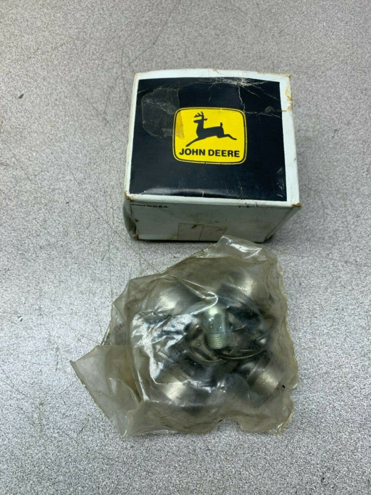 NEW IN BOX JOHN DEERE PART 1-AE23716