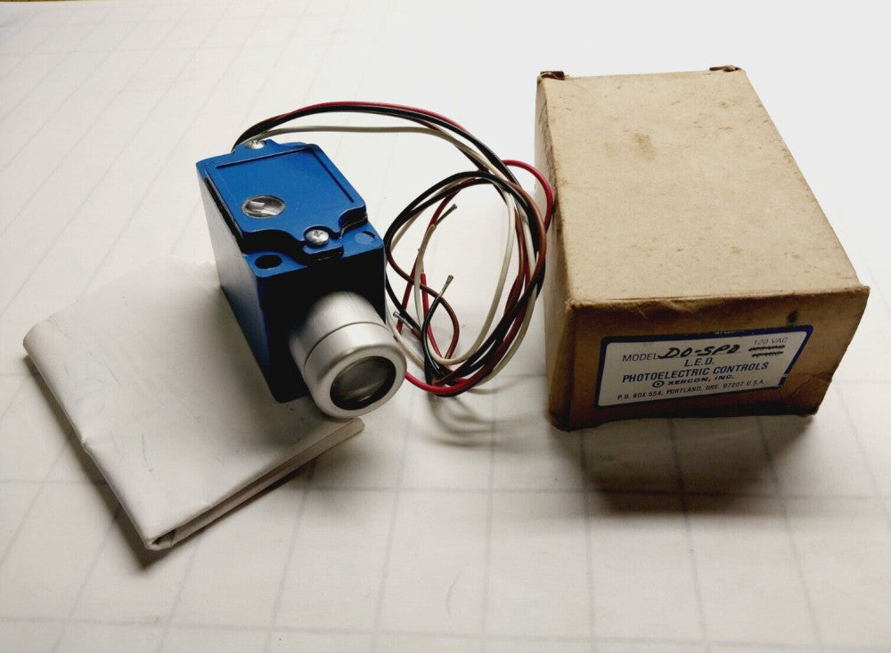 NEW XERCON LED PHOTOELECTRIC INFRARED LIGHT SOURCE 120 VAC MODEL DO-SPO 