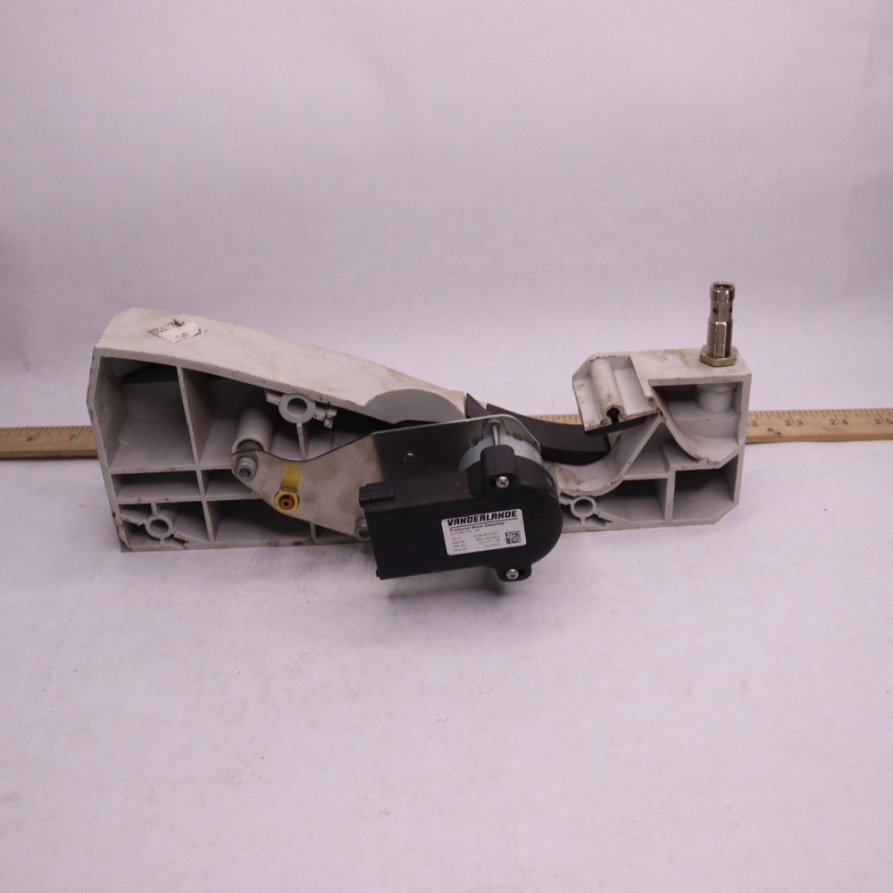 Vanderlande Conveyor Divert 30 w/ Actuator Light Gray 013164-440-00001