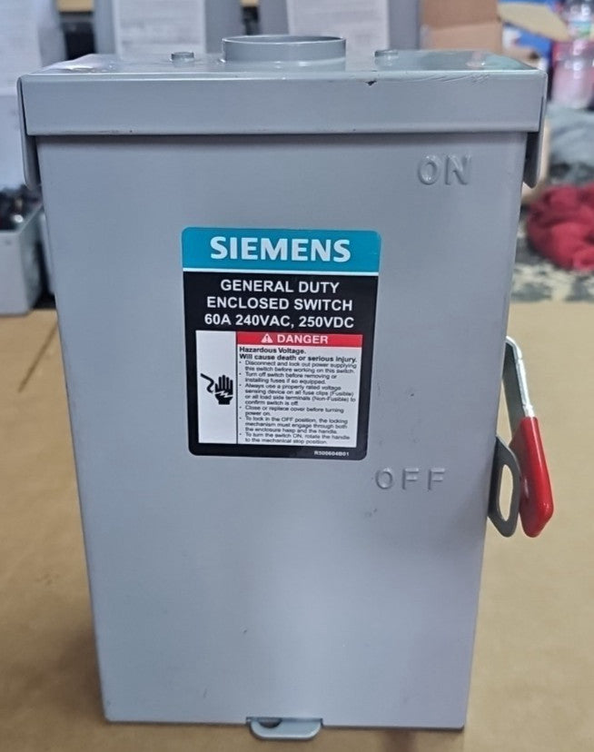SIEMENS GNF222NRA  60 Amp 2-Pole 3-Wire 240V Fusible Outdoor Safety Switch