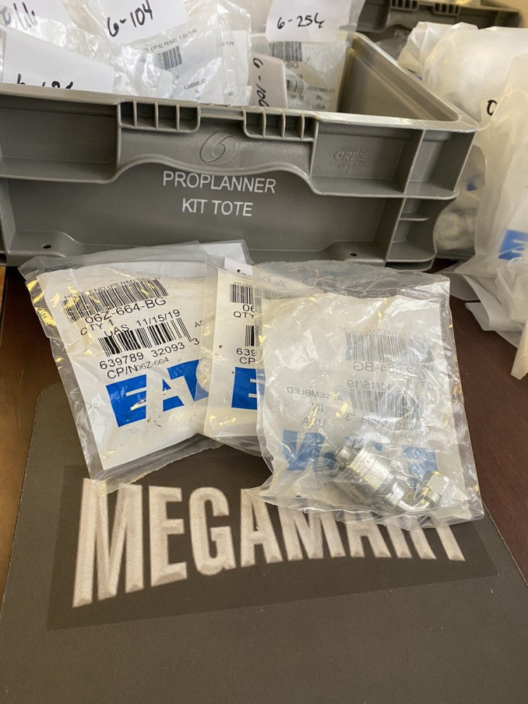 BRAND NEW WEATHERHEAD 06Z-664-BG - Eaton HOSE END ( 4 PER ORDER )