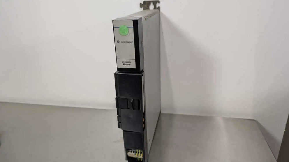Allen-Bradley 1394-AM03 AC Servo Controller Axis Module Ser B 2kW