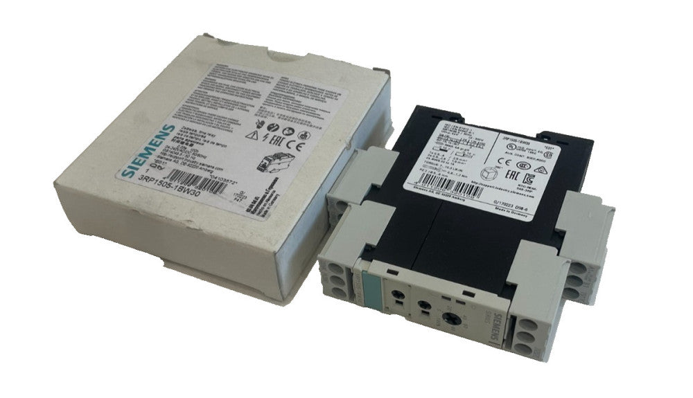 NEW SIEMENS 3RP1505-1BW30 TIME RELAY 3RP15051BW30