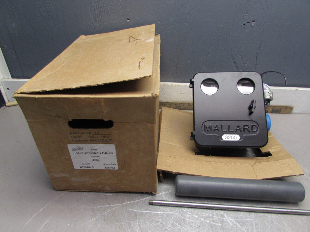 MALLARD CONTROLS 3200 , LIQUID LEVER CONTROLLER, 2", RIGHT SIDE, NIB! MAKE OFFER